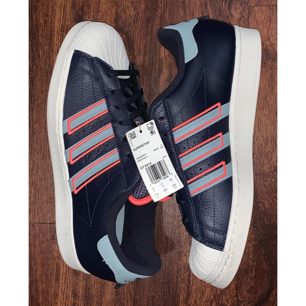 Men's Navy Leather Athletic Sneakers with Light Blue Accents